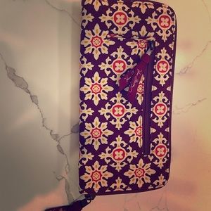 Vera Bradley Wallet!!